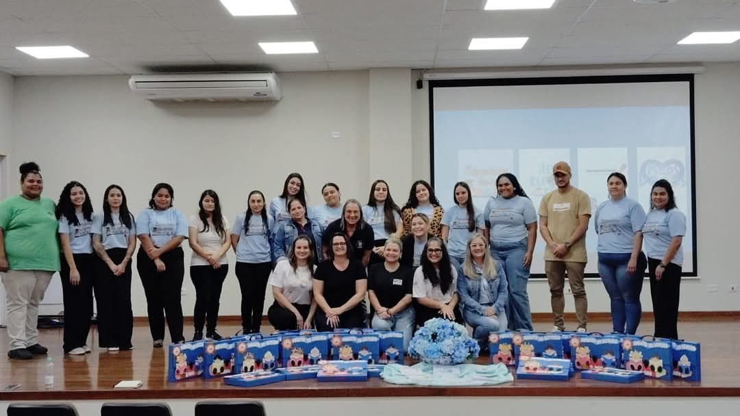 Município de Guaíra lança Projeto “Leitura Diária” e entrega Maletas de Leitura a Educadores de Apoio