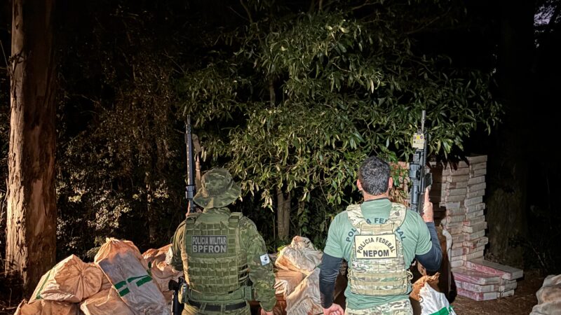 Polícia Federal e BPFron apreendem carregamento com mais de 4.086kg de maconha em Terra Roxa