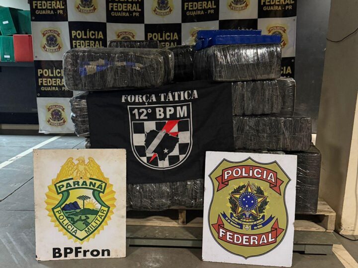 Forças policiais realizam apreensão de embarcação carregada com maconha em Guaíra