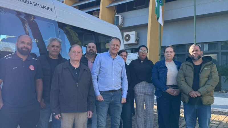 Saúde de Terra Roxa recebe mais um veículo 0km