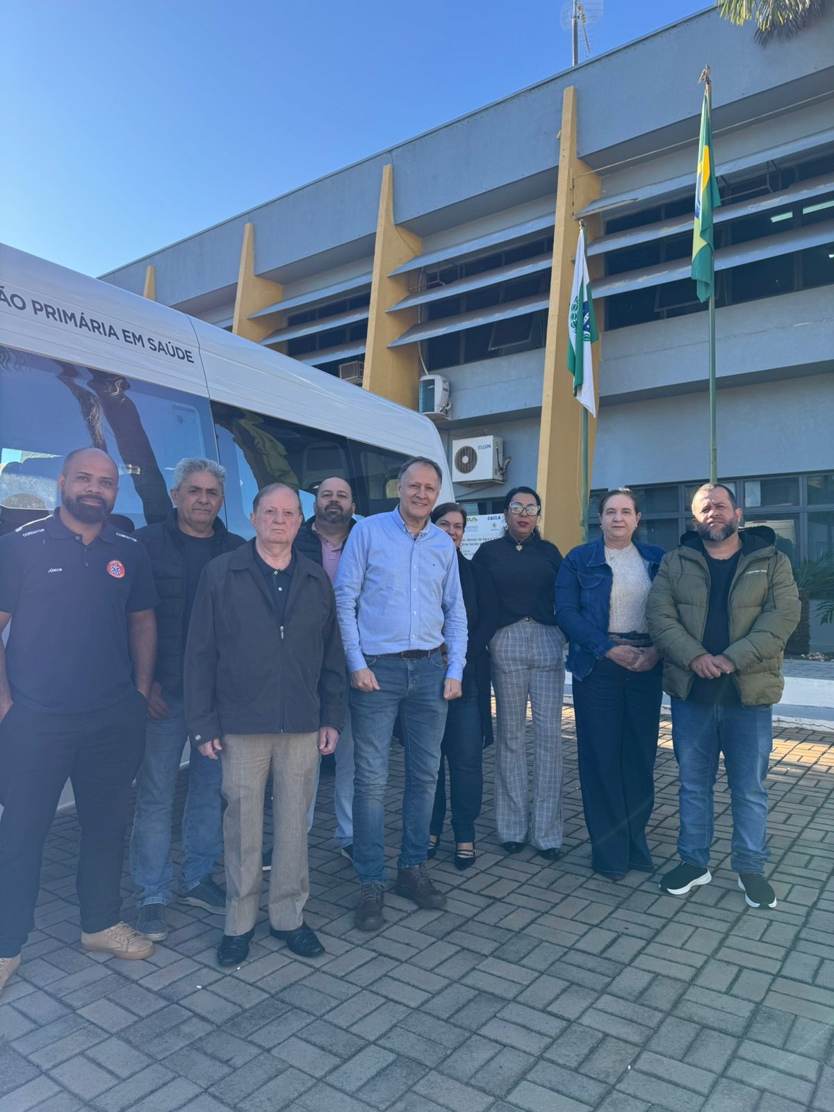 Saúde de Terra Roxa recebe mais um veículo 0km