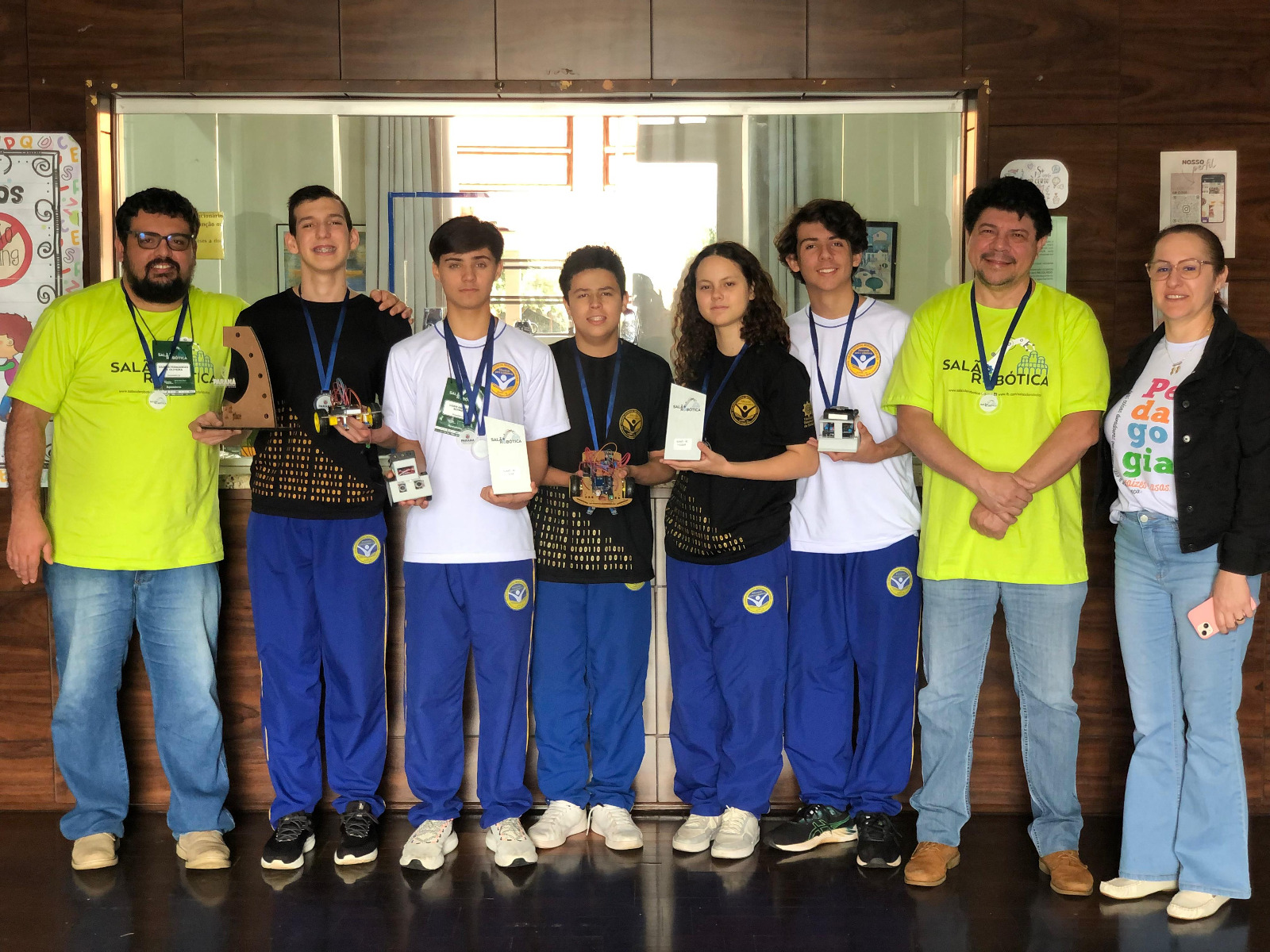 Alunos do Colégio Estadual Mendes Gonçalves são destaque em competições em 2025